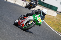 enduro-digital-images;event-digital-images;eventdigitalimages;mallory-park;mallory-park-photographs;mallory-park-trackday;mallory-park-trackday-photographs;no-limits-trackdays;peter-wileman-photography;racing-digital-images;trackday-digital-images;trackday-photos